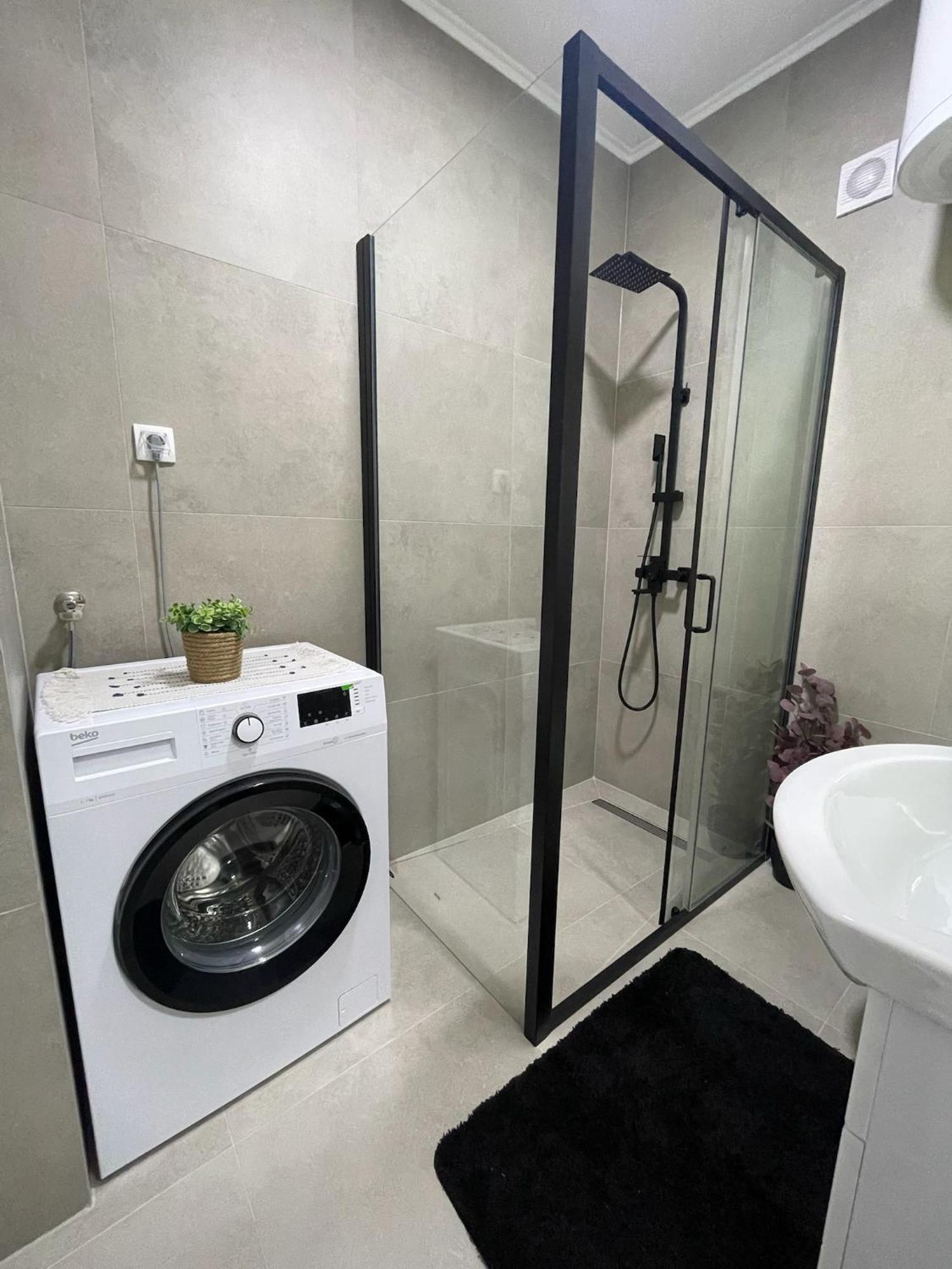 Apartman Avenia Nowy Sad Zewnętrze zdjęcie